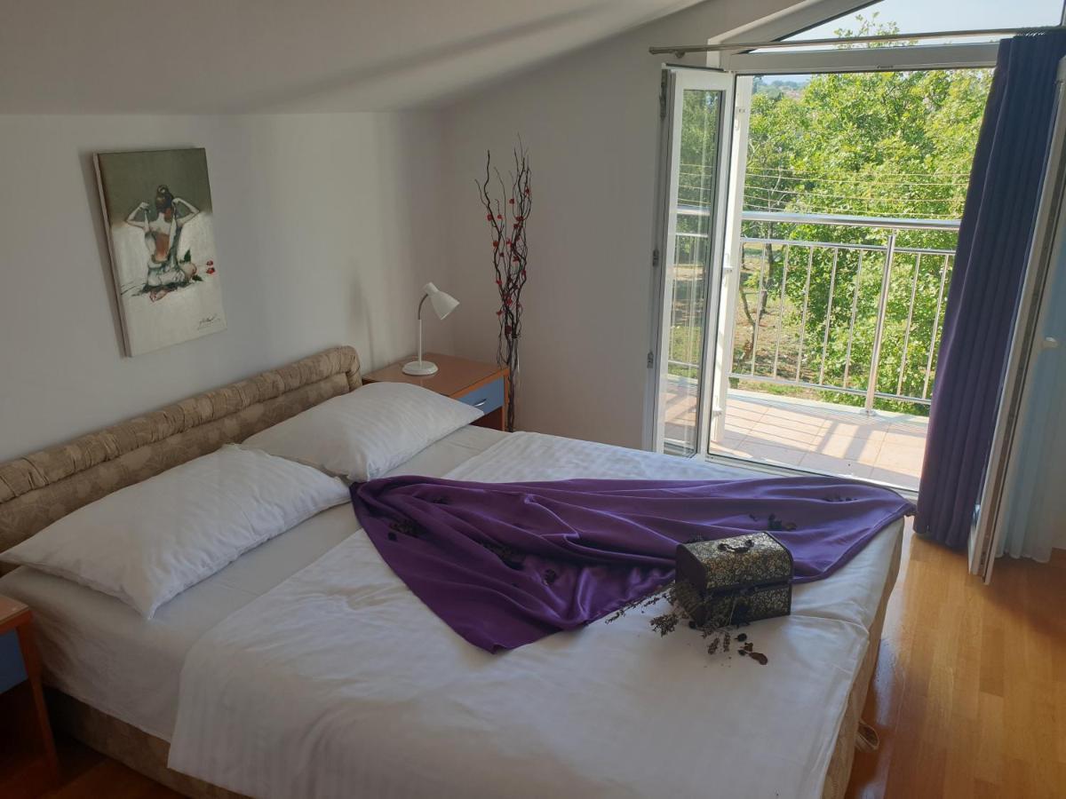Apartments Mare & Mons Deluxe Malinska Luaran gambar