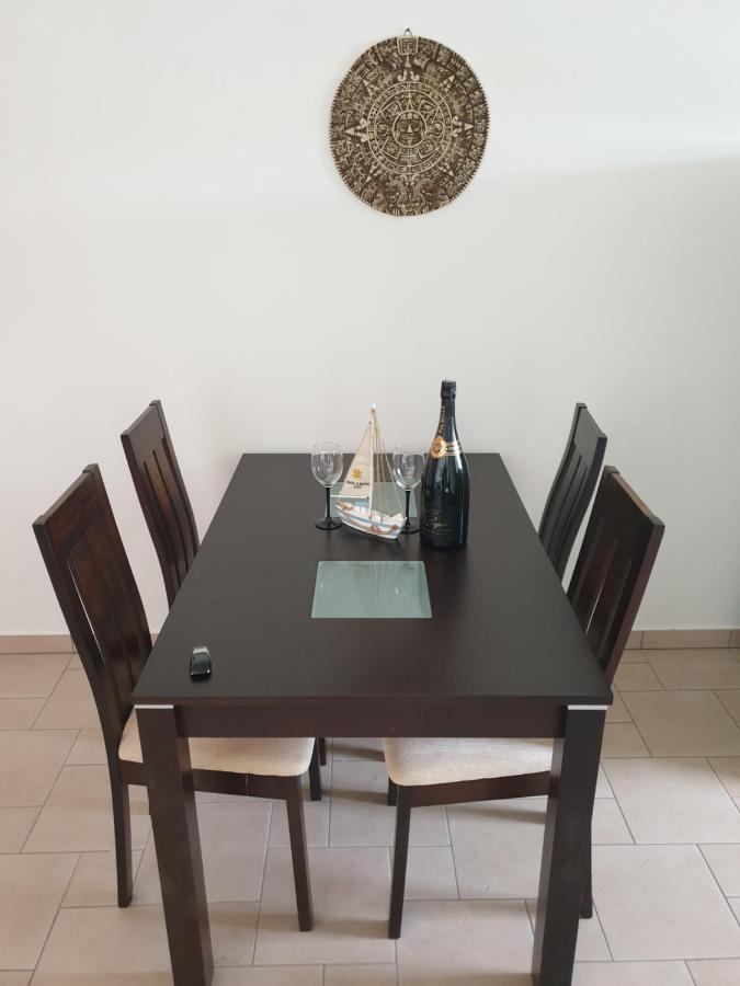 Apartments Mare & Mons Deluxe Malinska Luaran gambar