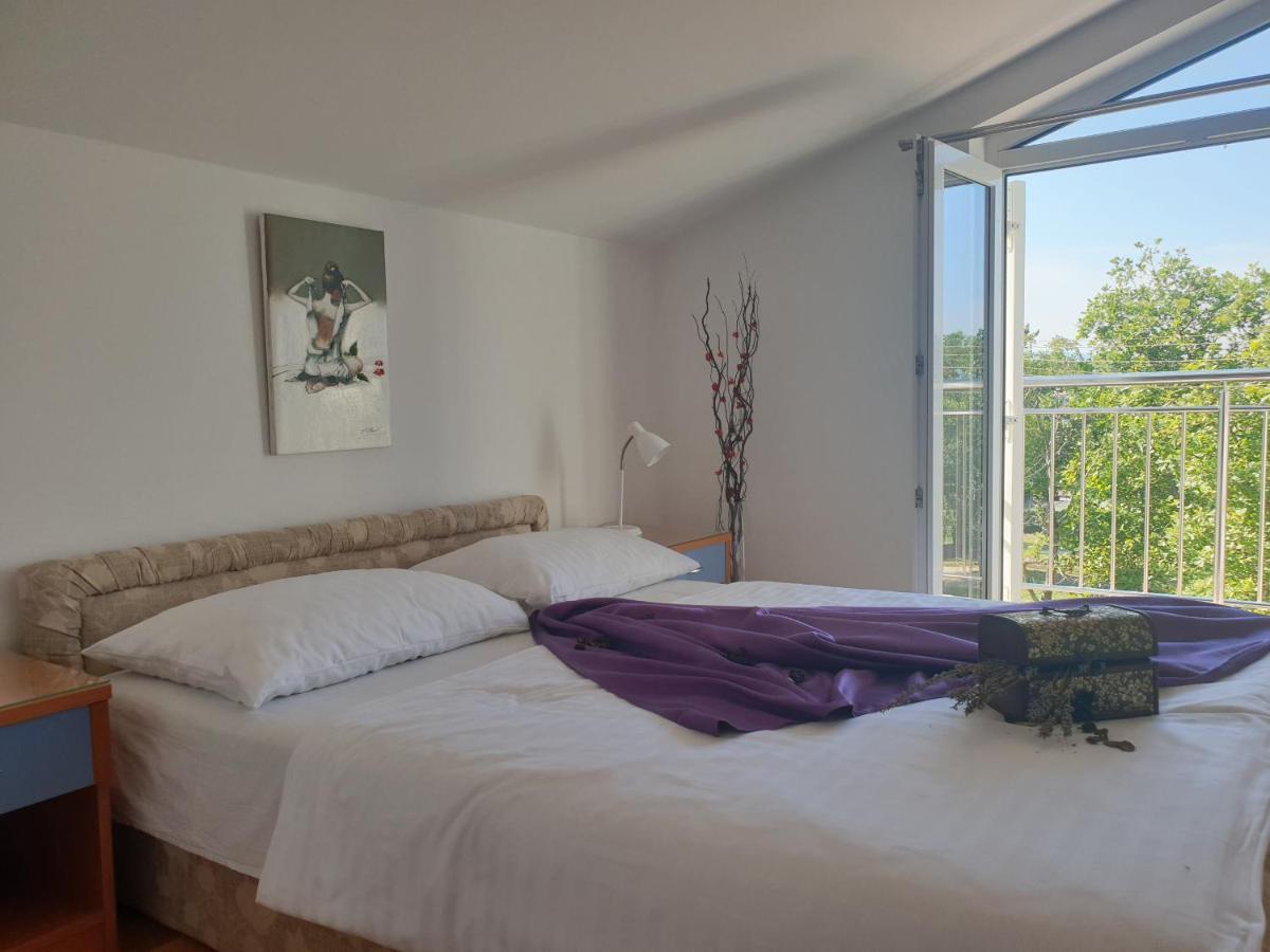 Apartments Mare & Mons Deluxe Malinska Luaran gambar