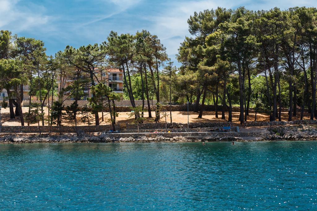 Apartments Mare & Mons Deluxe Malinska Luaran gambar
