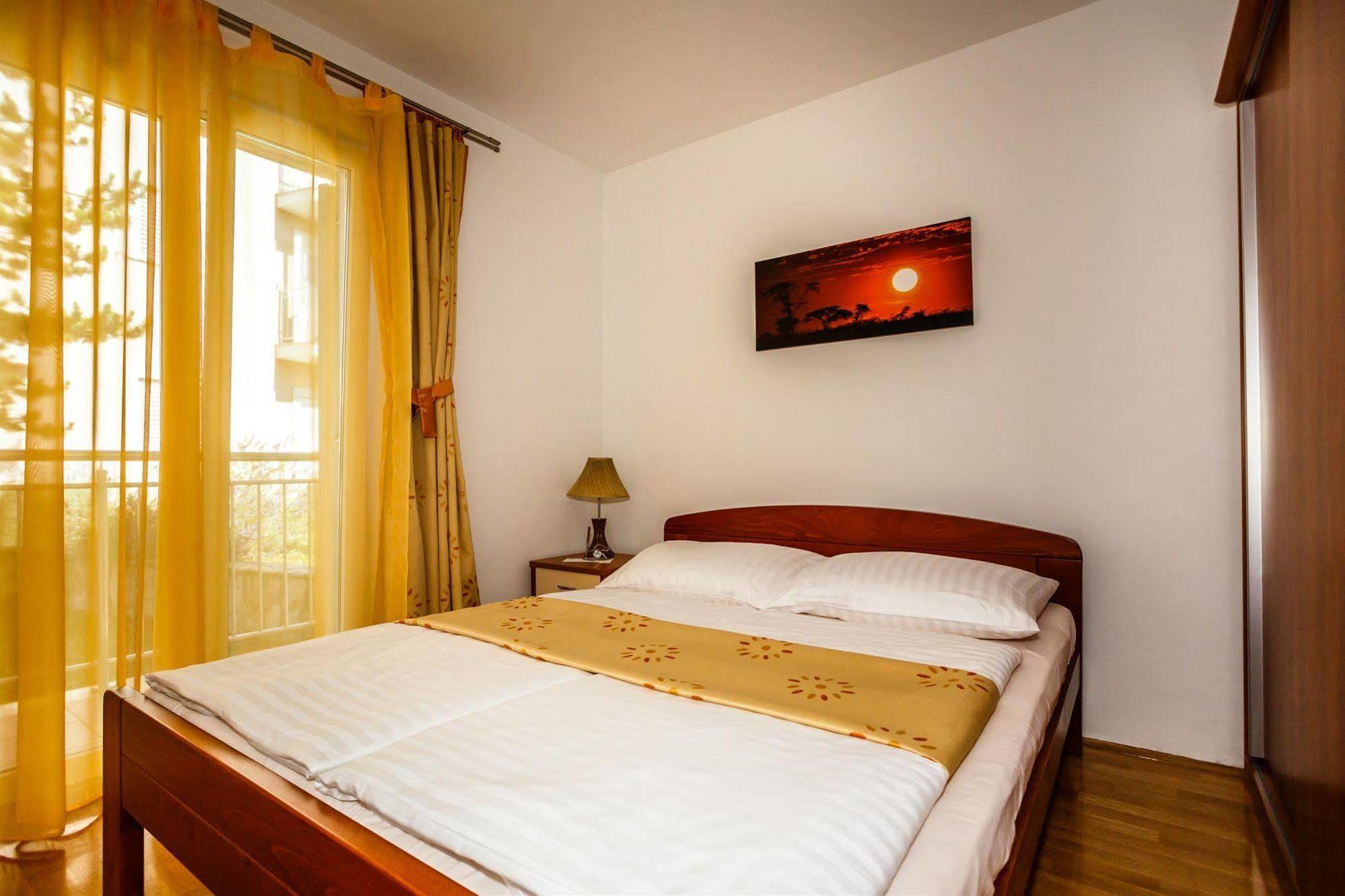 Apartments Mare & Mons Deluxe Malinska Luaran gambar