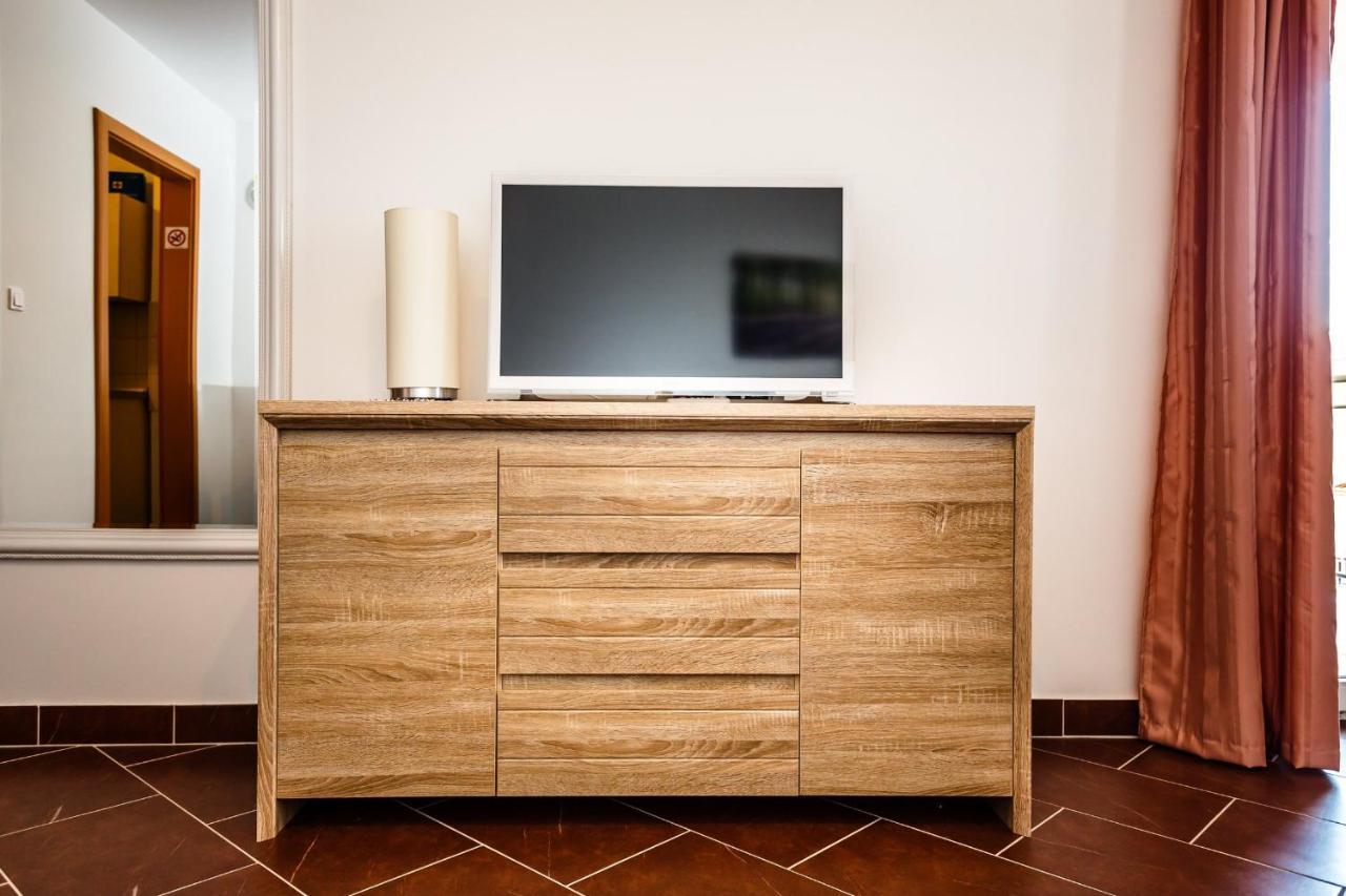 Apartments Mare & Mons Deluxe Malinska Luaran gambar